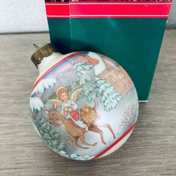 Hallmark Vintage The Gift Bringers Christkindl Christmas Ball Ornament - Picture 5 of 5